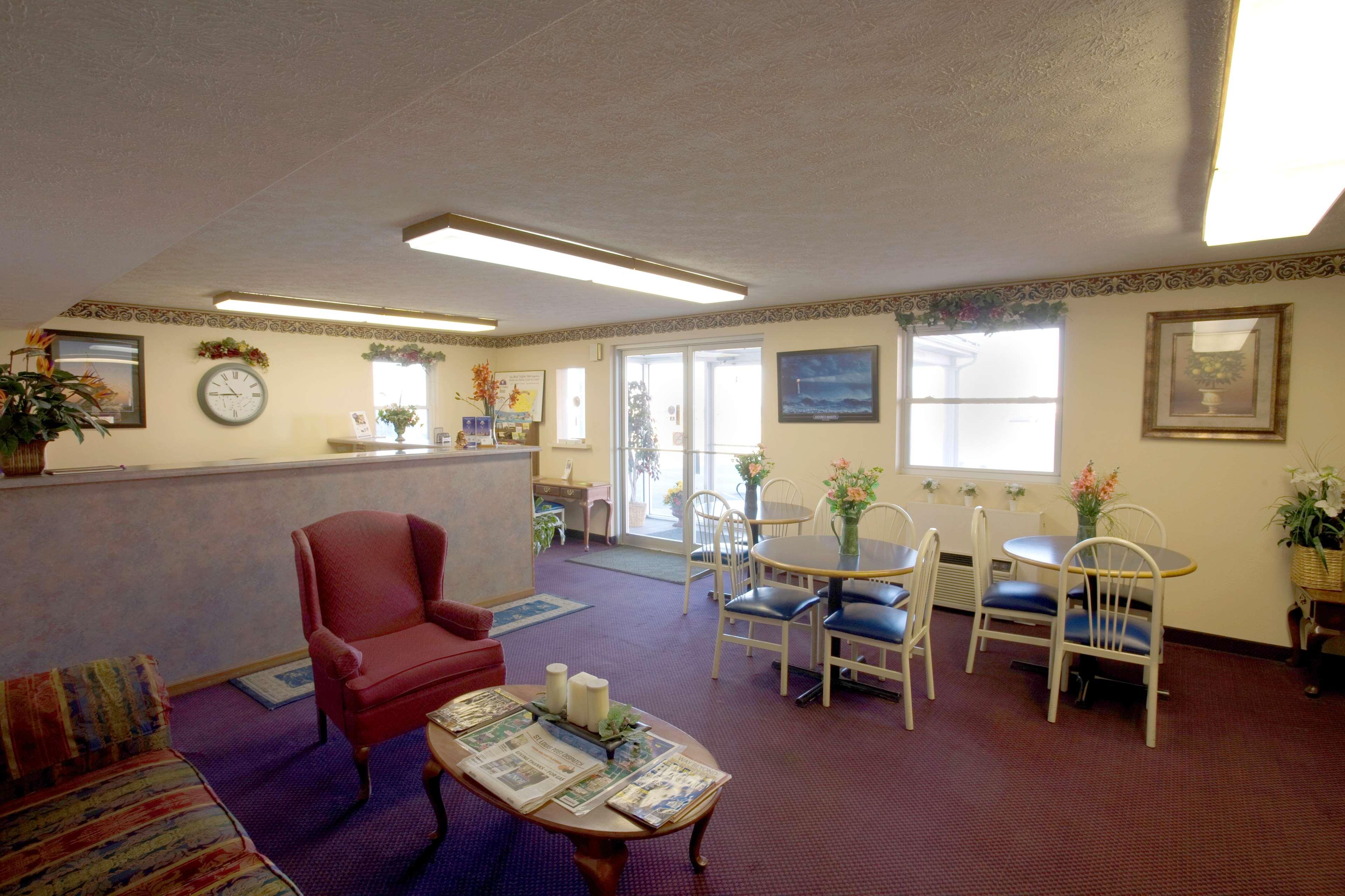 America'S Best Value Inn Litchfield Интерьер фото
